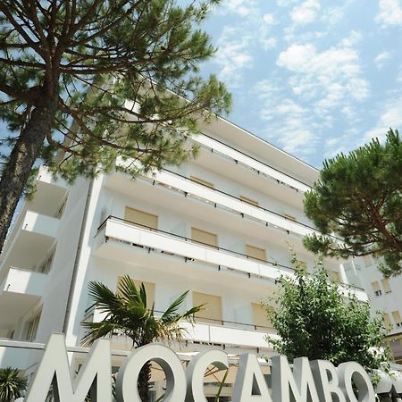 Hotel Mocambo 밀라노마리티마 외부 사진